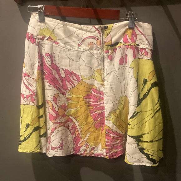 Anthropologie size 8 silk cotton blend mini skirt. Great condition - Picture 2 of 6